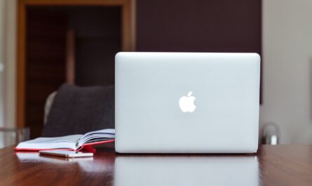 découvrez l'éducation inversée : une approche innovante qui transforme l'apprentissage en mettant les élèves au centre de leur processus éducatif. explorez les bénéfices de cette méthode qui encourage l'interaction, la collaboration et l'autonomie des apprenants.
