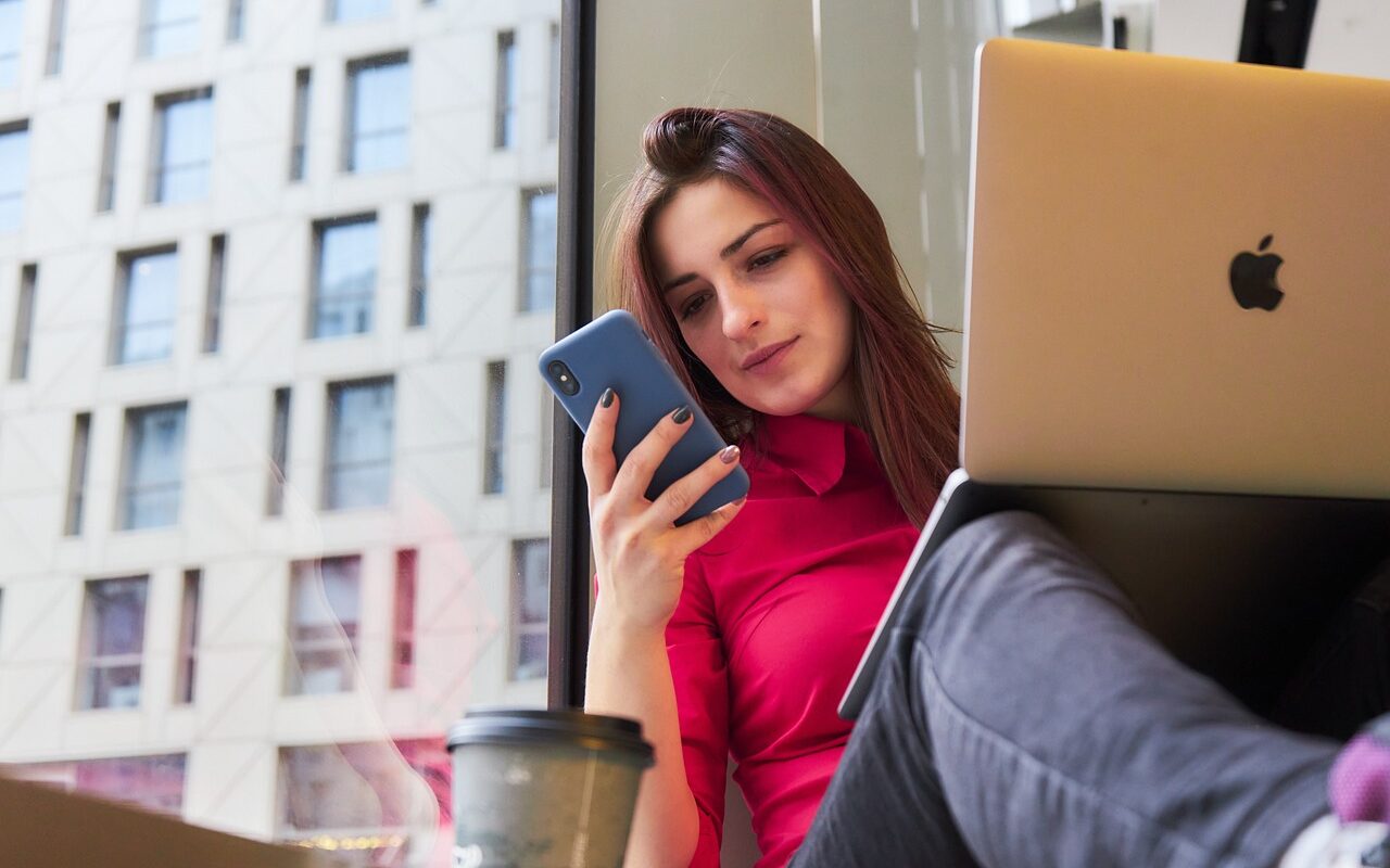 découvrez les avantages du travail à distance : flexibilité, équilibre vie professionnelle-vie personnelle, et opportunités globales. apprenez comment optimiser votre productivité et rester connecté avec vos équipes malgré la distance.