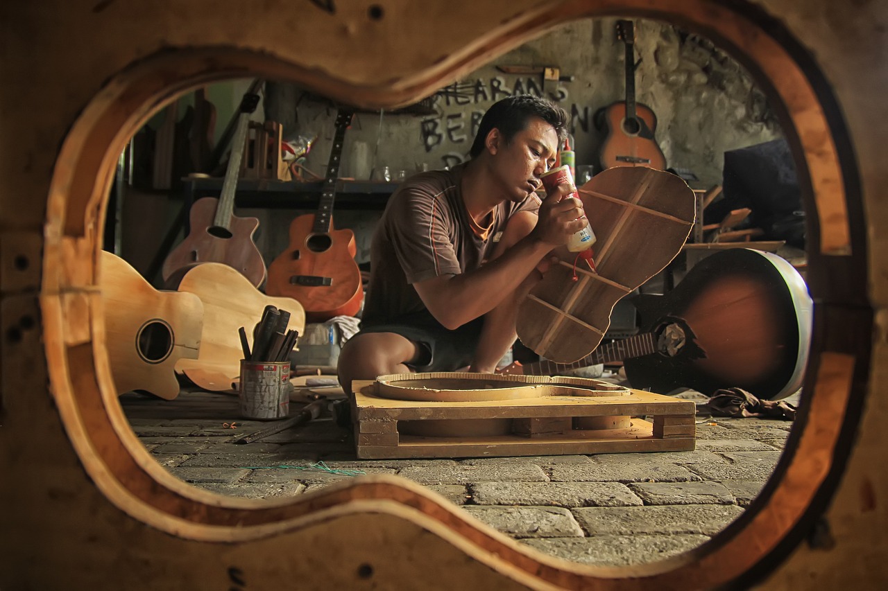 découvrez l'art exceptionnel du travail du bois japonais, alliant tradition et techniques innovantes. explorez les méthodes ancestrales, les outils spécifiques et l'esthétique raffinée de cette pratique artisanale, et laissez-vous inspirer par la beauté intemporelle du bois japonisant.